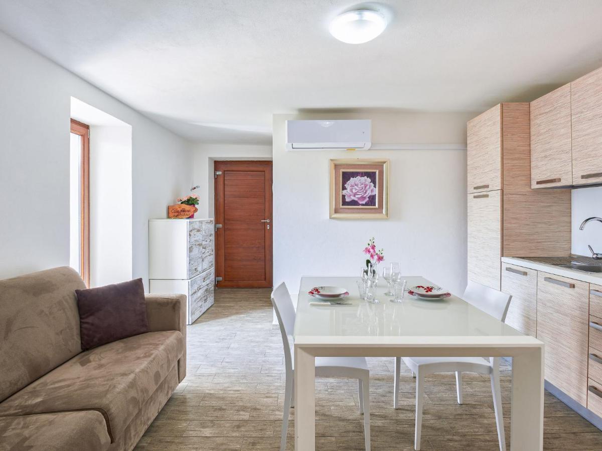 Holiday Home Rustico Maria - Dma392 By Interhome Vercana Extérieur photo